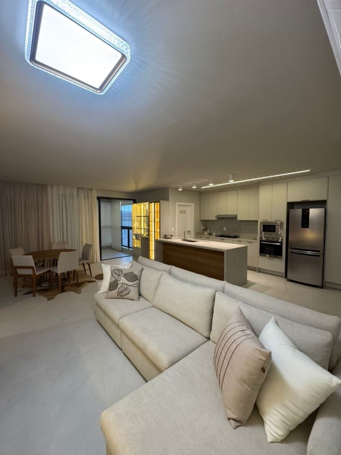 Apartamento para Venda em Porto Belo, Pereque, 3 dormitórios, 3 suítes, 3 banheiros, 2 vagas