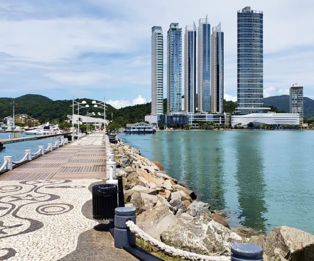 Apartamento para Venda em Balneário Camboriú, Av. Atlântica, 4 dormitórios, 4 suítes, 4 vagas