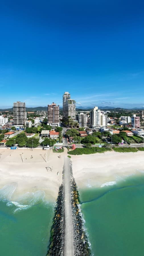 Apartamento para Venda em Balneário Piçarras, Avenida Getúlio Vargas,, 3 dormitórios, 4 banheiros, 2 vagas