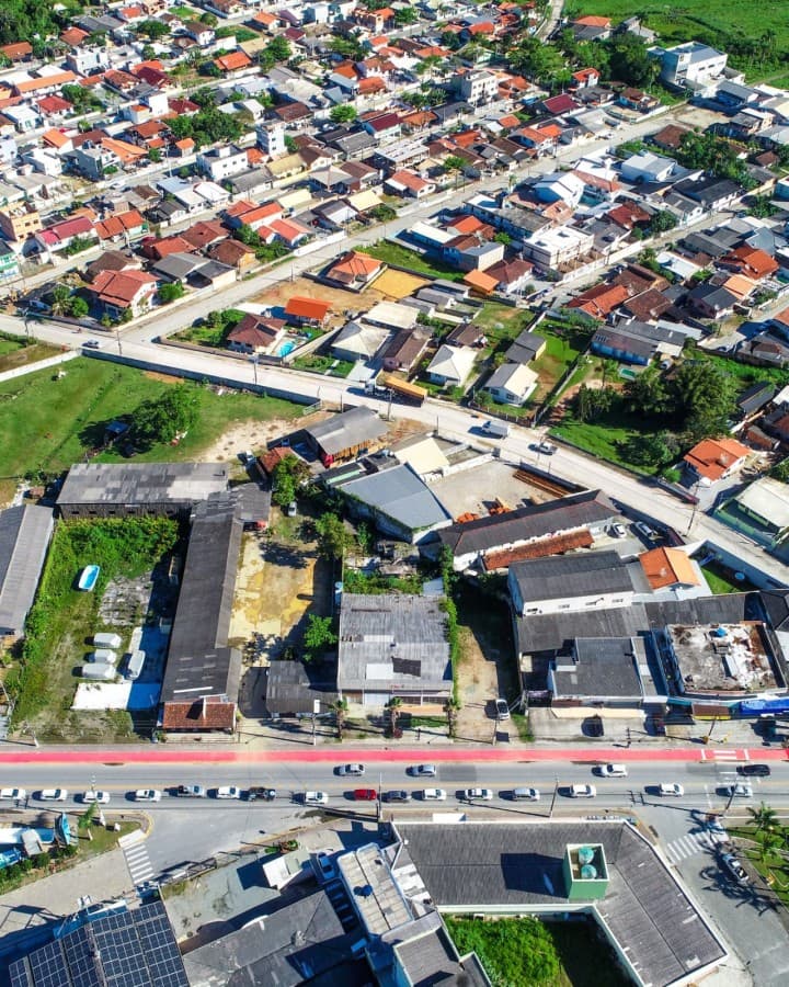 Apartamento para Venda em Porto Belo, Av. Governador Celso Ramos, 2 dormitórios, 2 banheiros, 1 vaga