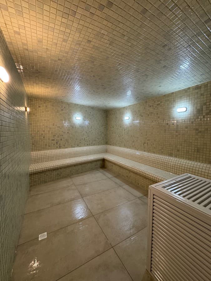 Apartamento para Venda em Itapema, meia praia, 3 dormitórios, 2 banheiros, 1 vaga